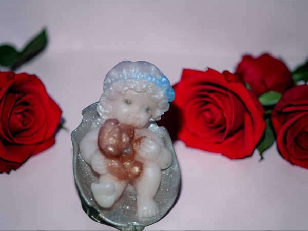 (image for) baby in bad met teddybeer (eigen creatie )